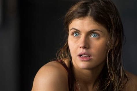 celeb nsfw|Alexandra Daddario Poses Naked on Instagram, See。